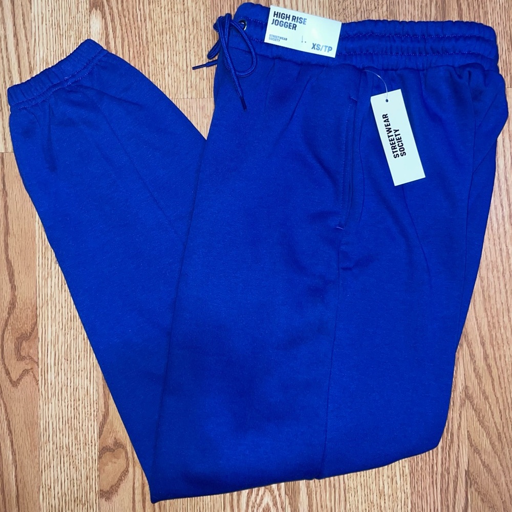 💙 CHARLOTTE RUSSE - HIGH RISE SWEATPANTS/JOGGERS 💙
